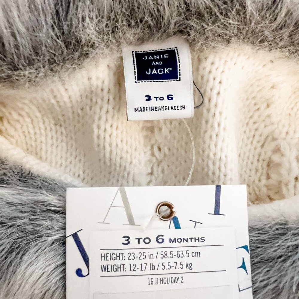 NWT Janie & Jack Cable Knit Fur Collar Cape 3-6mo - Picture 6 of 6